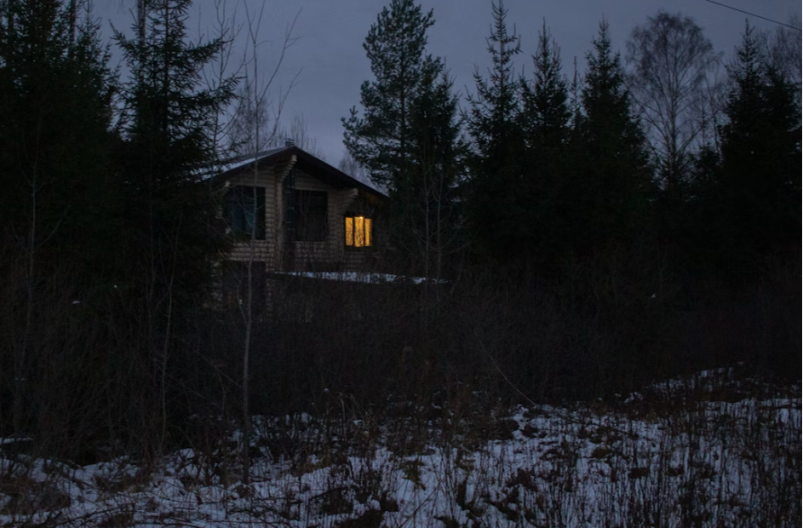 SRUŠENA KUĆA NAŠEG PEVAČA Otkrivena istina: "To mu je uradio brat" 