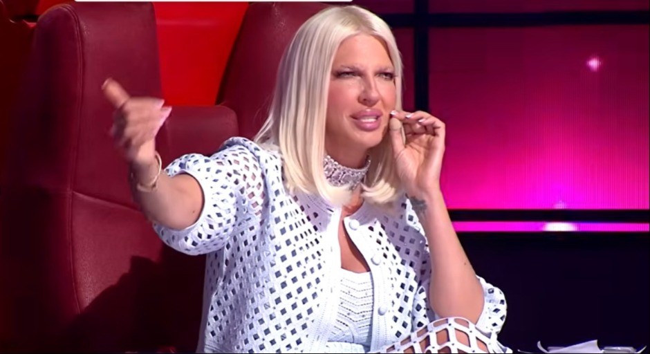 "NETALENTOVANI INDIJANCI PRAVE SATANISTIČKE OBREDE" Karleuša urnisala takmičare PZE