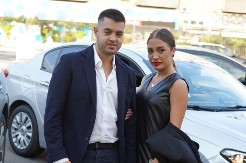 OGLASILA SE BIVŠA SNAJKA IVICE DAČIĆA Pevačica uz političarevog sina u najtežim trenucima!