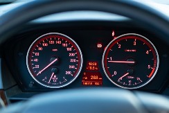 U centru grada više nema brze vožnje – nova evropska metropola uvodi ograničenje od 30 km/h