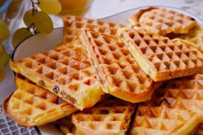 Starinski kolač bez jaja i mleka: Sve sastojke već imate u kuhinji, poslastica idealna za vreme posta