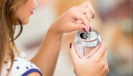 Uvode strogu zabranu - energetska pića postaju nedostupna maloletnicima