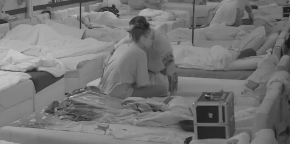 KONAČNO USPEO U SVOJOJ NAMERI Pao poljubac između Maje i Asmina, ona iznenadila reakcijom 