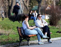 GRAĐANI, ZIMA JE OTKAZANA! Prognoza meterorologa najavljuje 19 stepeni i jednu VELIKU promenu!