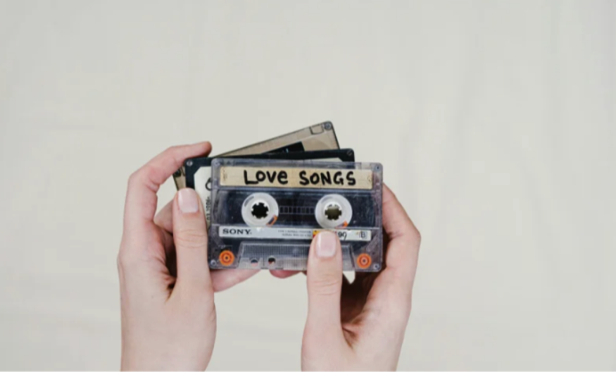 OVE STARE KASETE DANAS VREDE PRAVO BOGATSTVO Pretražite tavan i kutije sa uspomenama - možda se obogatite