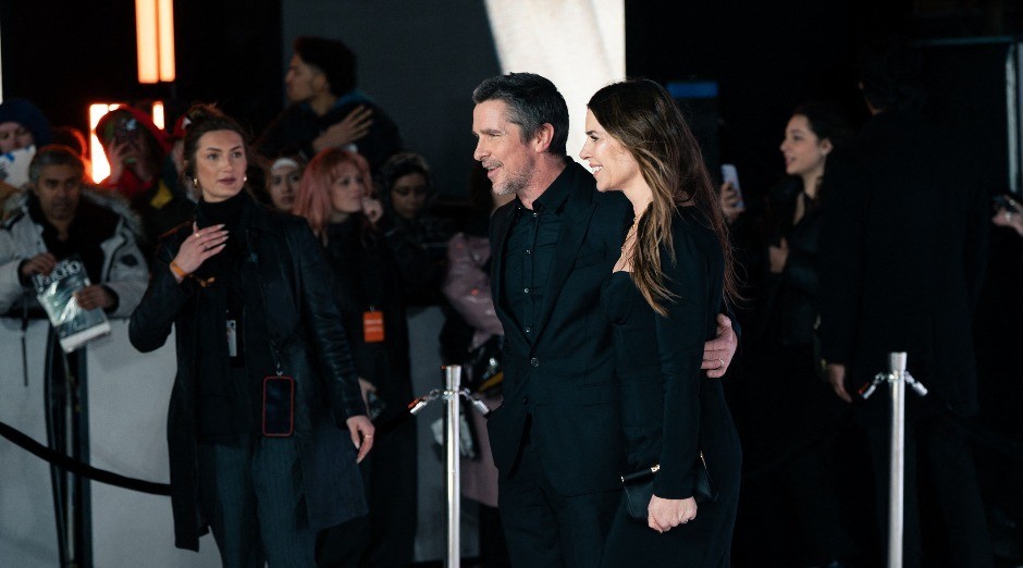 Ovaj holivudski glumac je oženio Srpkinju: Zbog Sandre je promenio veru i zaratio sa familijom!