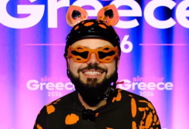 "VRIŠTAO SAM OD SREĆE JER IDEM U SRBIJU" Grčki predstavnik na Evroviziji gostovaće na finalu PZE, otkrio da voli ovu srpsku pesmu!