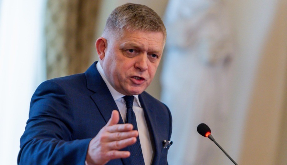 FICO OPLEO PO ZELENSKOM Uputio teške reči predsedniku Ukrajine