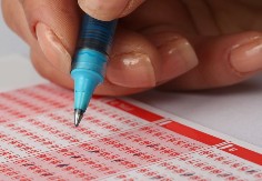 VEČERAS JE IZVUČEN SREĆNI DOBITNIK 74.788.336 EVRA: Ovo su izvučeni brojevi 27. februara