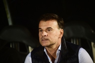 SKANDAL KAKAV SE NE PAMTI Stanojević u šoku - igrač odbio da izađe sa terena?! (VIDEO)