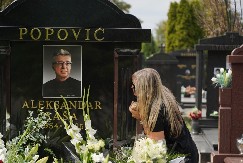 SAŠA JE OBOŽAVAO, A ONA SE DANAS NIJE POJAVILA NA GROBLJU ZAJEDNO SA PORODICOM Ovo je razlog!