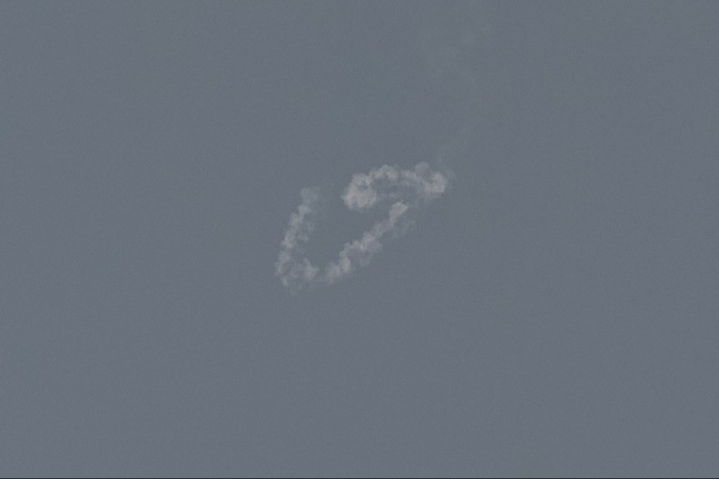 APOKALIPSA U DUBAIJU! Iranski projektil srušen iznad Marine, Burdž Kalifa u totalnoj evakuaciji!