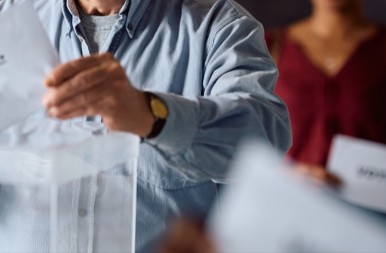 BLOKADERSKE ISPUŠENE LULE! Kukavičje jaje pod firmom "Studentske liste"