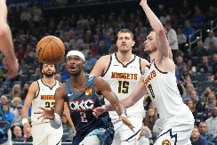 SRAMNA REAKCIJA MVP gađao Nikolu Jokića (VIDEO)