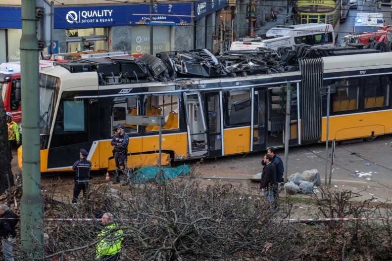 LICEMERNI BLOKADERI! Tramvajski udes u Milanu "nesreća", nezgoda u Beogradu - korupcija!