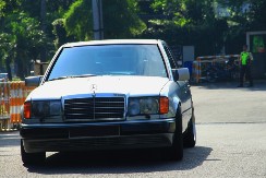 MAJKO MILA, DA LI JE OVO REALNO? Policajci zaustavili ''mečku'', kad su videli kočnice, umalo se SRUŠILI OD ŠOKA!