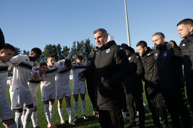 KUVA U HUMSKOJ Partizan opet ostaje bez trenera?