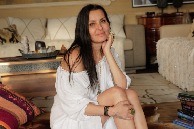 "PARKIRA GDE STIGNE, DOLAZI JOJ BIVŠI MUŽ" Komšije raskrinkale Elene Karaman, ovako se ponaša kada je niko ne snima!