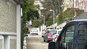 OFANZIVNA BOMBA BAČENA NA KUĆU ZDRAVKA ČOLIĆA Porodica prijavila napad, policija blokirala ulicu