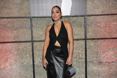 "ŽELIM DA PESMA DOĐE DO SRCA PUBLIKE" Zejna odgovorila na napad Albanaca!