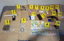  KRENUO NA ISPORUKU,PA UHAPŠEN Policija kod njega pronašla sedam paketića narkotika