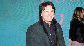 PRVO OGLAŠAVANJE ZDRAVKA ČOLIĆA NAKON NAPADA Nepoznati počinilac bacio bombu na njegovu kuću