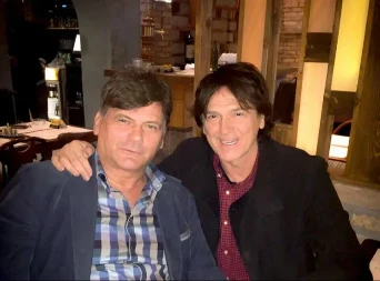 CEO BEOGRAD GA ZNA, BIO JE NA MESTU GDE JE BAČENA BOMBA Evo čime se zapravo bavi Čolin brat