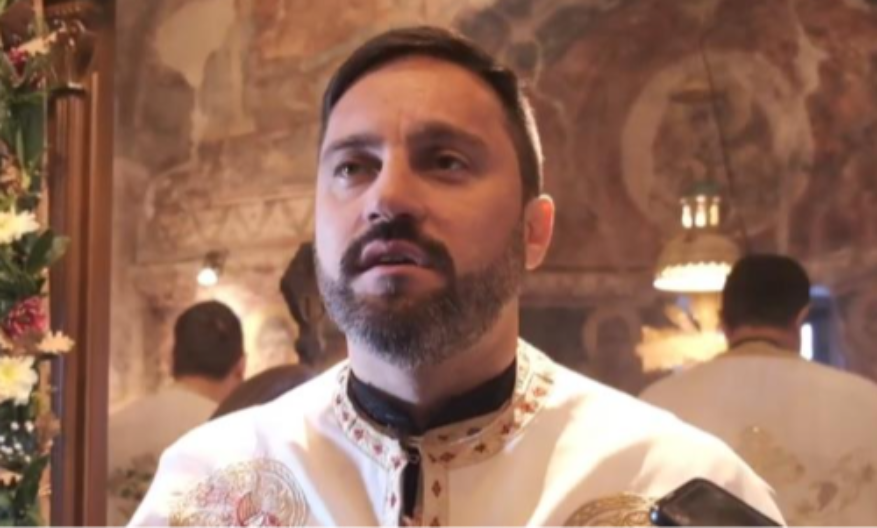 SRPSKOM SVEŠTENIKU ZABRANJEN ULAZAK U HRVATSKU! Prvo mu zapalili auto, sad je NA METI ZAGREBA 