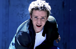 NAPUNIO 45 GODINA Pevač je nekada zavodio žene širom sveta, pa onda oženio prelepu glumicu