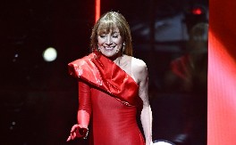 E, svaka ti čast ženo! Ima 75 godina, prava kao strela, a na energiji joj zavide i devojke