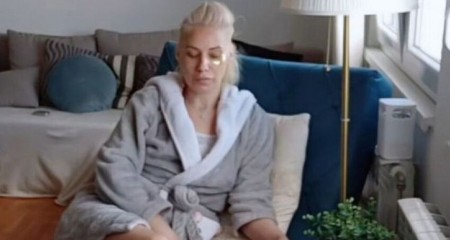 "IZAŠLA SAM SA TROJE DECE IZ STANA, A ON JE OSTAO" Voditeljka nikad iskrenije o bolnom razvodu, a evo i šta je bilo presudno!