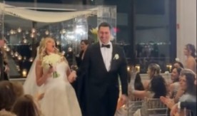 ŠOK I NEVERICA NA VENČANJU Svekrva zamalo upropastila ceremoniju - gosti se krstili i levom i desnom! (VIDEO)