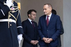 FRANCUSKA BEZ KOMENTARA Makronov savetnik se sastao sa ruskim zvaničnicima u Moskvi