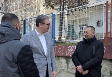 VUČIĆ SA RODITELJIMA STRADALIH U ORAŠJU I DUBONI "Koliko sam mogao bio sam uz njih, a njima hvala"