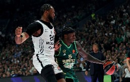 IGRAČ CRNO-BELIH SVE OTKRIO Evo šta je sudija rekao košarkašu Partizana posle tuče u Areni