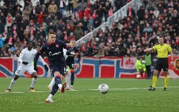 ZVEZDU POGLEDALA SREĆA Kako je propao transfer Bruna Duartea?