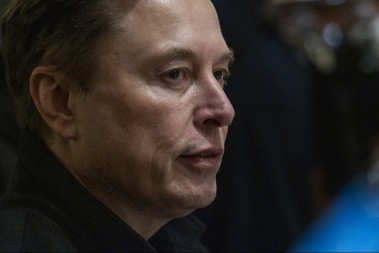 ILON MASK I MARK ZAKERBERG NA VEČERI SA EPSTINOM: Otkriveno ko se još nalazi na fotografiji