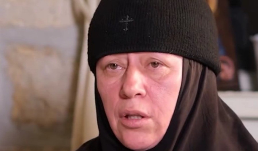 ZAŠTO JE "IZVINI" ŠUPLJA REČ Mati Zlata objasnila (VIDEO)