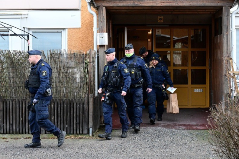 RUSKI AMBASADOR JE LJUT, OPLEO PO ŠVEDSKOJ POLICIJI: Šta sada radite? Ništa!