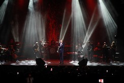 "PROCVETAO SAM NAKON RAZVODA" Pevač stavio tačku na brak: "Da sam znao da će mi biti ovako, ranije bih"