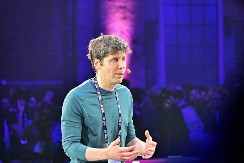 Prst u oko - žestok napad konkurencije, oglasio se vlasnik OpenAI