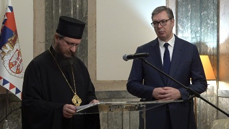 ''VAŠA POLITIKA JE NAJVEĆI NACIONALNI ISKORAK U PRETHODNIM DECENIJAMA'' Episkop se zahvalio predsedniku Vučiću: Obnovili smo svetinju zahvaljujući Vama 