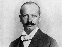 IMAO JE 58, A ONA 25 KAD SU SE VENČALI: Čim je čuveni SRBIN umro, ispunila mu je poslednju želju i "legla" kraj njega