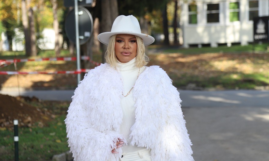 "CRNOGORCI SU LUDI ZA NJOM" Poznati voditelj šokirao izjavom o Dari Bubamari