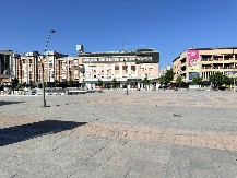 Šalteri radili i do ponoći kako bi svi građani stigli na red