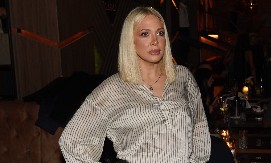 PEVAČICI STIGLA PORUKA KOJA JE BILA NAMENJENA MILICI TODOROVIĆ Otkrila šta je pisalo, sledila se kada je pročitala ove reči 