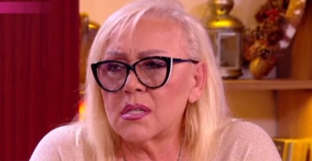 ZORICA MARKOVIĆ UHVAĆENA ISPRED BOLNICE, A SADA POZNATO U KAKVOM JE STANJU: "Aritmije, celo leto smo vodili ozbiljnu borbu..."  