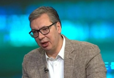 "JEDNOM SU SKOČILI NA DAČIĆA, A JA NA NJIH DVOJICU..." Vučić o pregovorima sa Prištinom - Mislite da je meni lepo da gledam Kurtija?