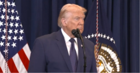 TRAMP IZNEO TEŠKE OPTUŽBE NA RAČUN IRANA: Nakon pitanja novinara "smanjio doživljaj" (VIDEO)