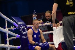 KAKVA ŠTETA Našem poznatom bokseru napukao pršljen